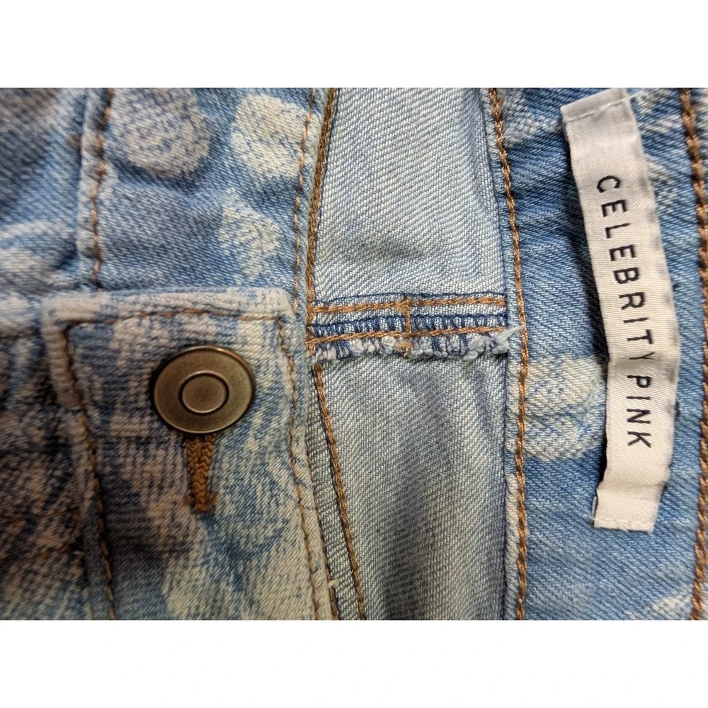 Celebrity Pink Women's‎ Blue and White Jeans Size 11/30